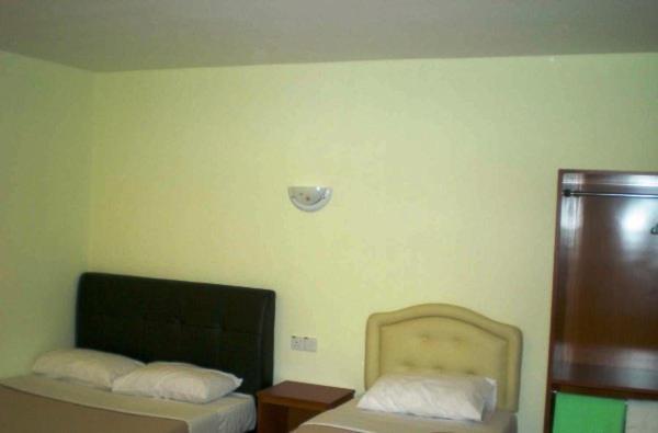 Ten Inn Kuala Terengganu Habitación foto